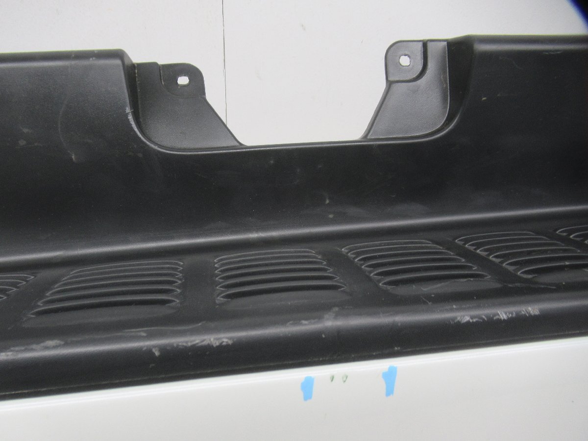 K.116562◇TRH200系/KDH200系/GDH200系 ハイエース/レジアスエース 【標準ボディー用】純正 リアバンパー 52159-26300◇R-74_画像9