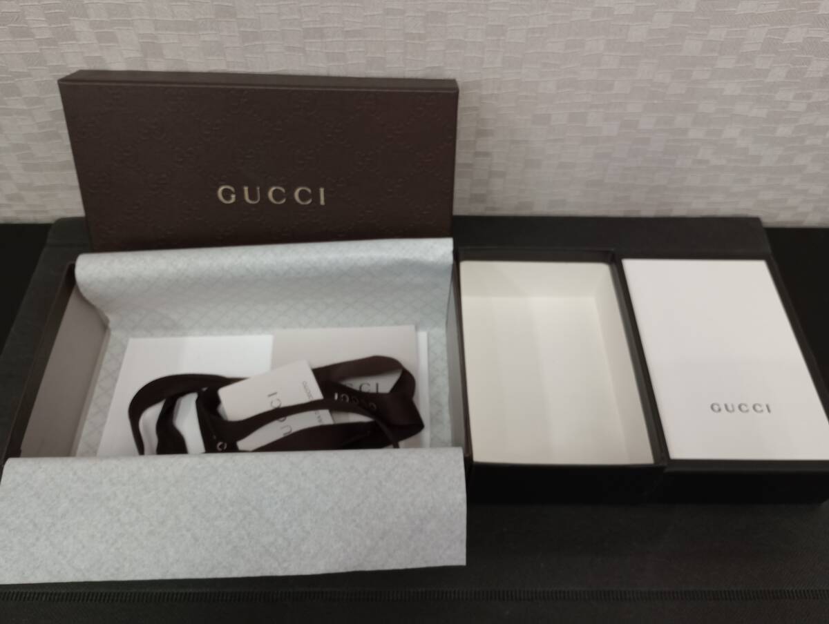 おまとめ Louis Vuitton LV ルイヴィトン GUCCI グッチ プラダ PRADA 他 大 中 小 布袋 空箱 ショップ袋 ブランド 保管品 現状品_画像3