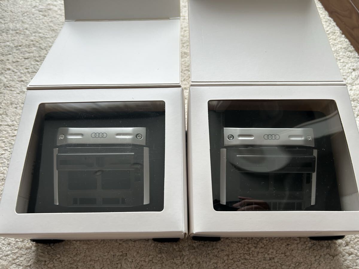 希少！新品未使用　2点セット アウディ　純正品　ドリンクホルダー _画像1