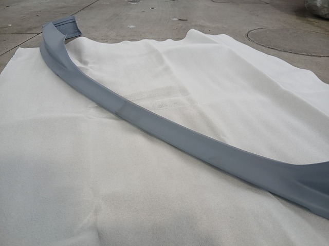 【新品】BMW 5シリーズ F10 F11 Mスポーツ 社外 FRP フロントリップ 未塗装 Y0702-1_画像5