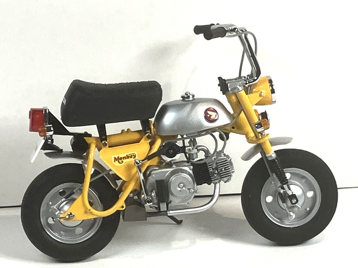 EBBRO 1/10 Honda Monkey Z50A YELLOW_画像5