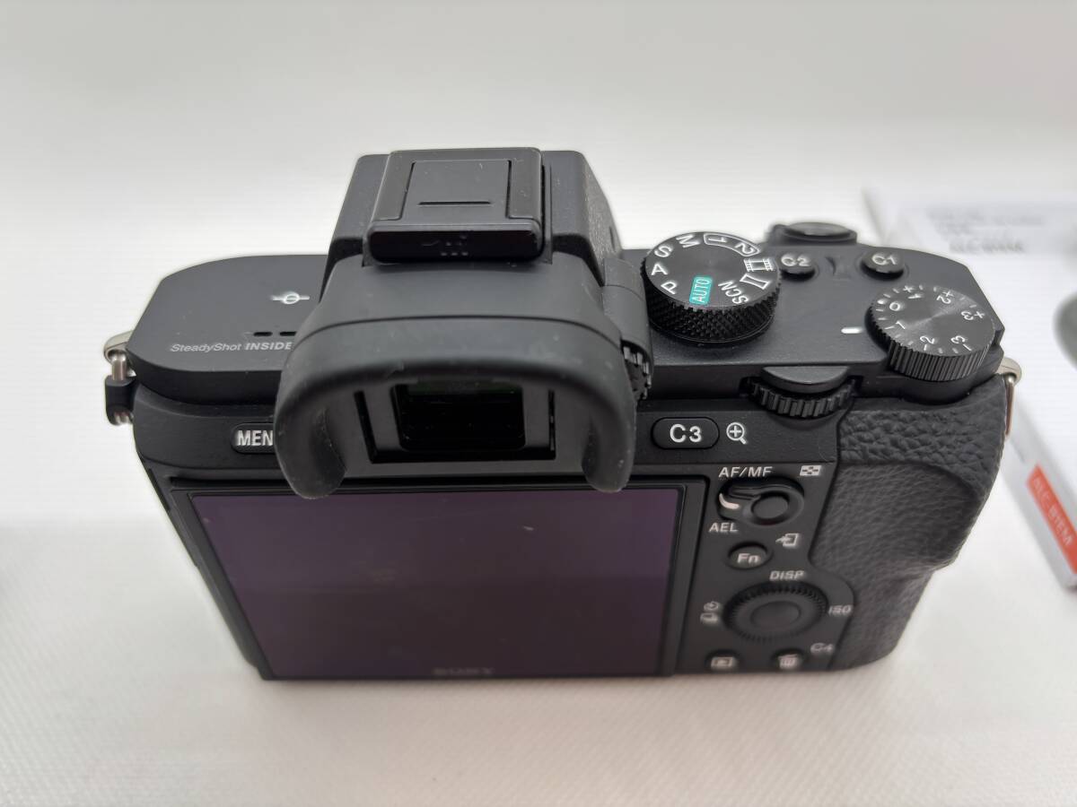 【美品:ショット数1,760枚】ソニー SONY α7 Ⅱ  バッテリー2つ+充電器付_画像4