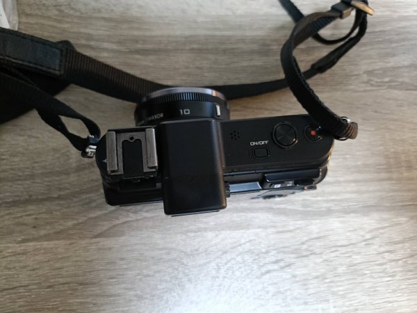 【KM476】NIKON ニコン カメラ本体 NIKON1 V1 ブラック レンズ 1 NIKKOR 10mm 1:2.8 Ф40.5_画像8