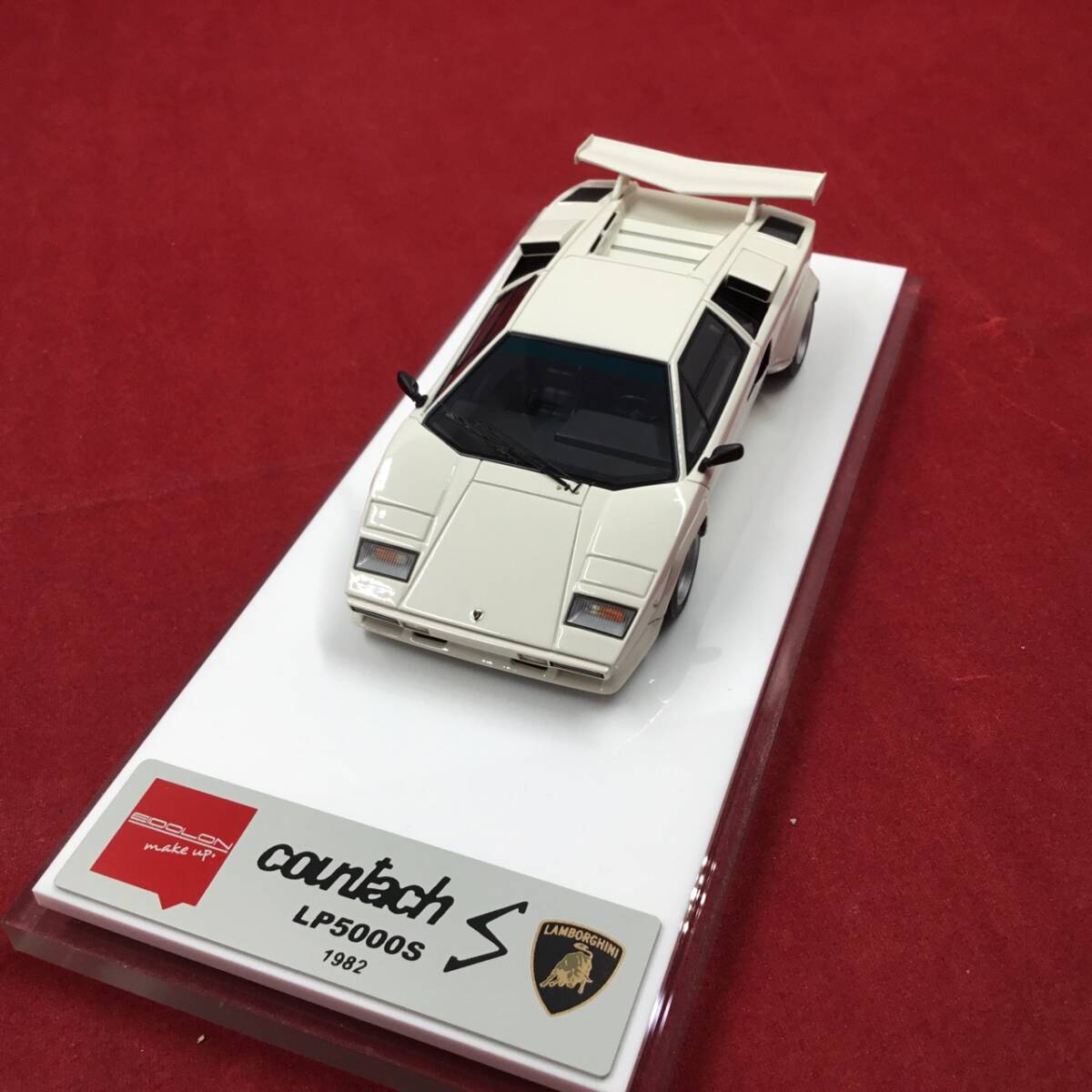 メイクアップ 1/43 Lamborghini Countach LP5000S with Rear Wing 1982 White ランボルギーニ カウンタック リアウィング EM446A 未使用品_画像2