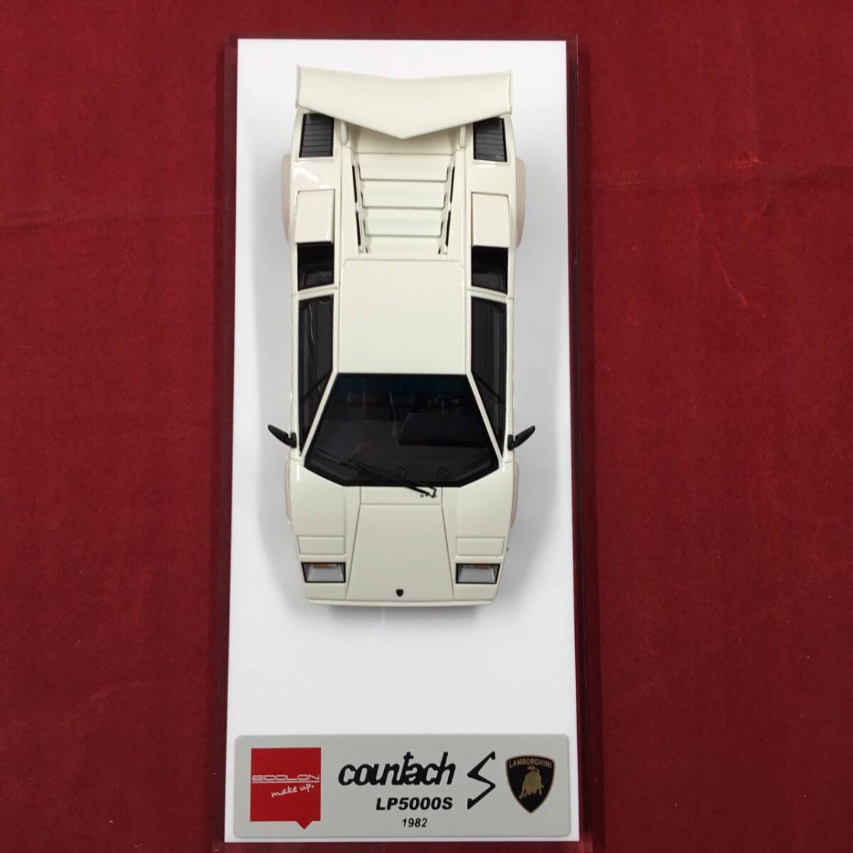 メイクアップ 1/43 Lamborghini Countach LP5000S with Rear Wing 1982 White ランボルギーニ カウンタック リアウィング EM446A 未使用品_画像7