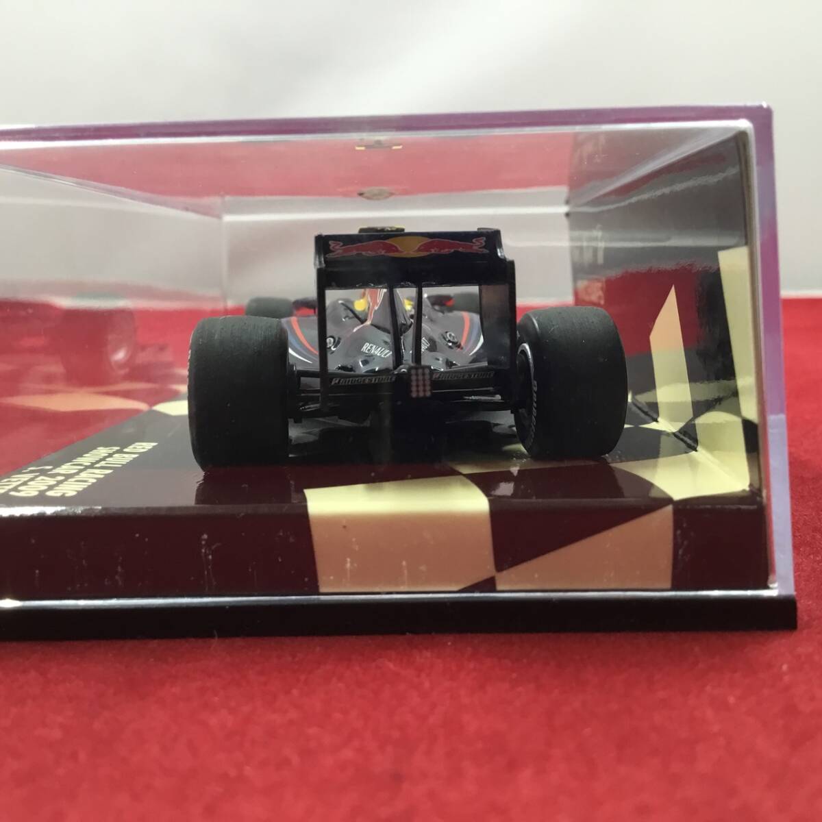  Minichamps 3240 шт ограничение 1/43 Red Bull рейсинг шоу машина 2009se автобус коричневый n*beteru#15 400090085 картон пожелтение есть не использовался товар 