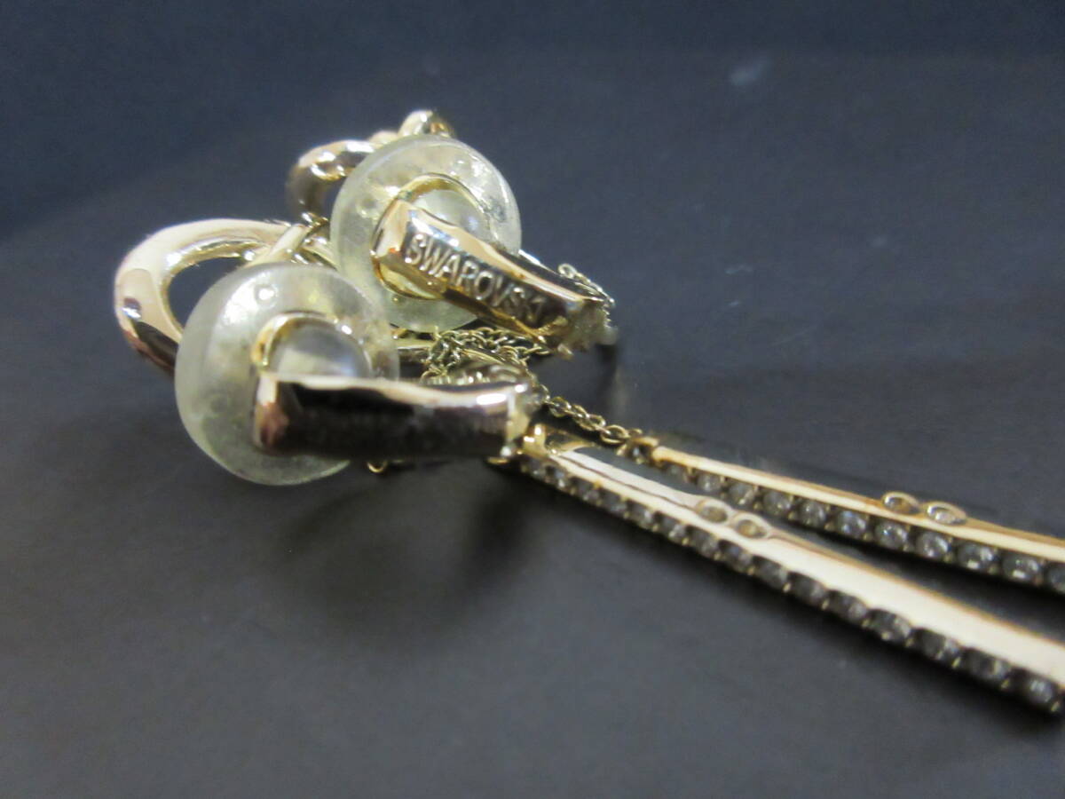 *100円~【美品】SWAROVSKI スワロフスキー クリスタルガラス ゴールドカラー チェーン イヤリング*K-05_画像4