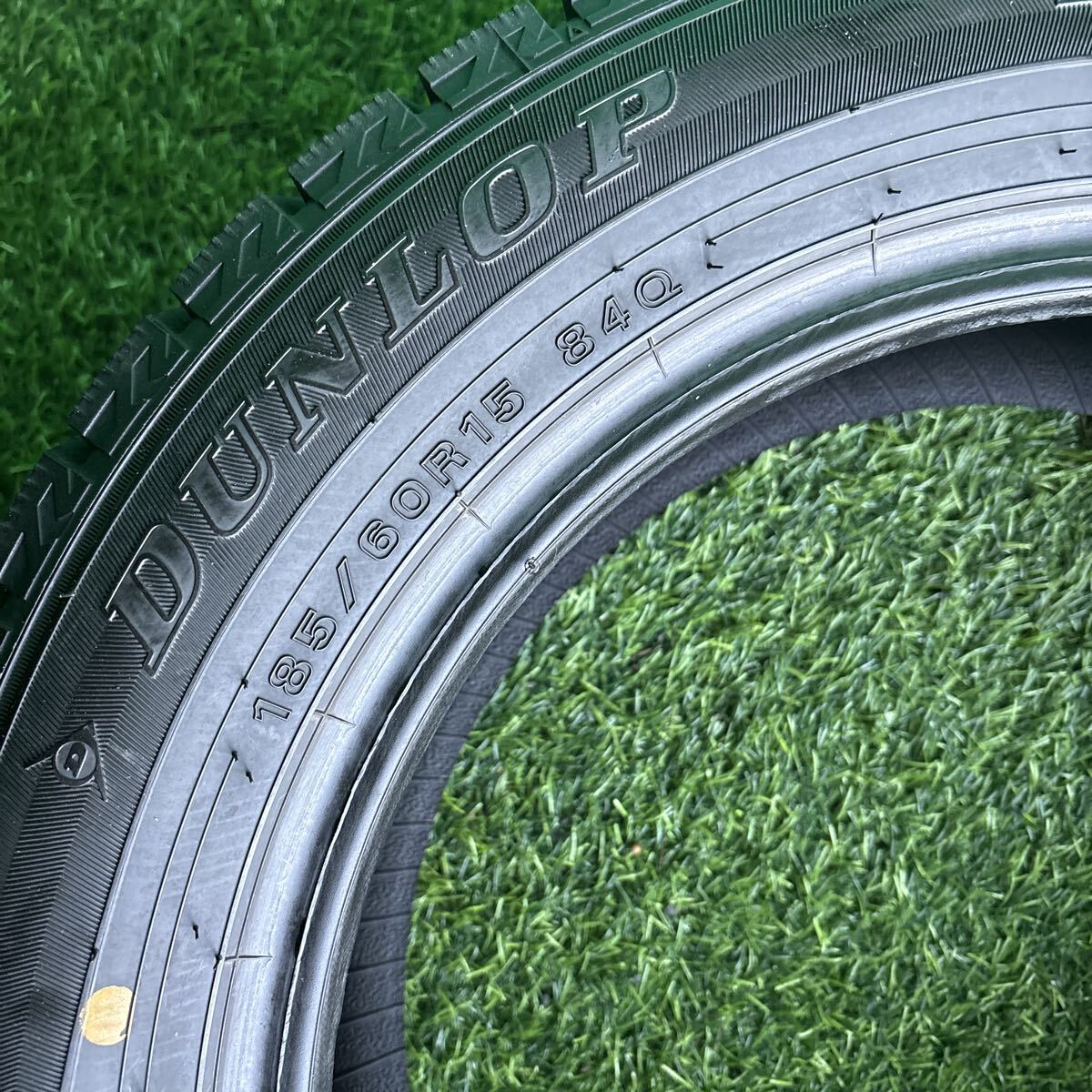 バリ溝1本／185/60R15／2024年製／DUNLOP WINTERMAXX WM02／送料無料です！_画像9