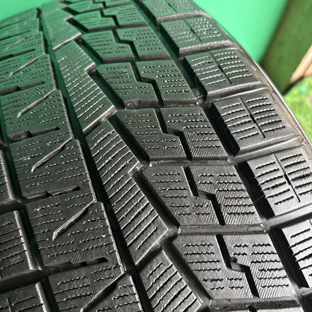 225/50R18／YOKOHAMA ice GUARD iG70／残溝良好／2021年製／4本／送料無料です！_画像6