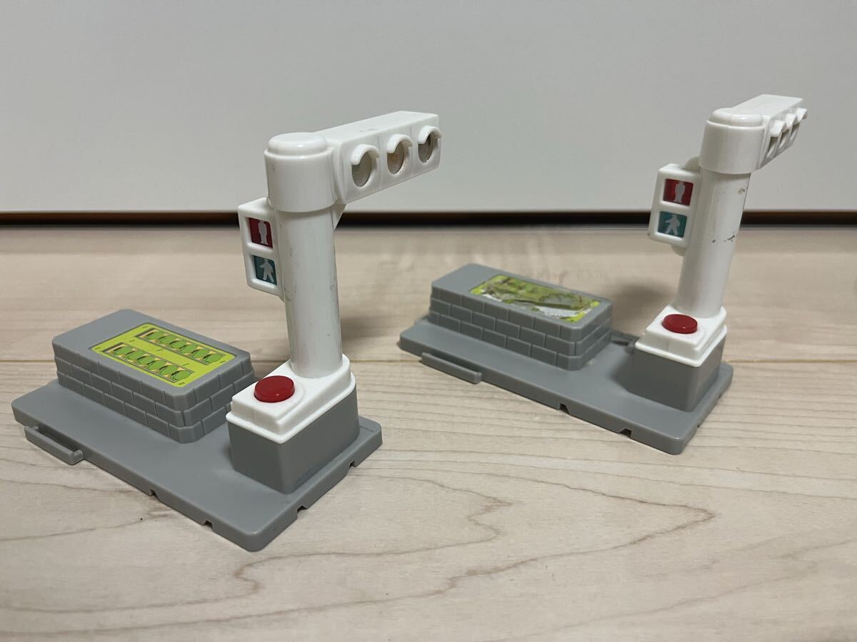 Takara Tommy Tomica Town светится сигнал машина 2 шт. комплект Takara Tommy Tomica Town светится сигнал машина 2 шт. комплект