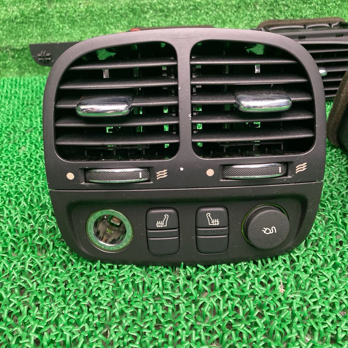 Jaguar XJ XJ4 () J72SB оригинальный кондиционер выпускное окошко J71VB J73TB J82TB J72RB J80RB J80SB J82TA J80SA(FJ72SB-FR710-06)