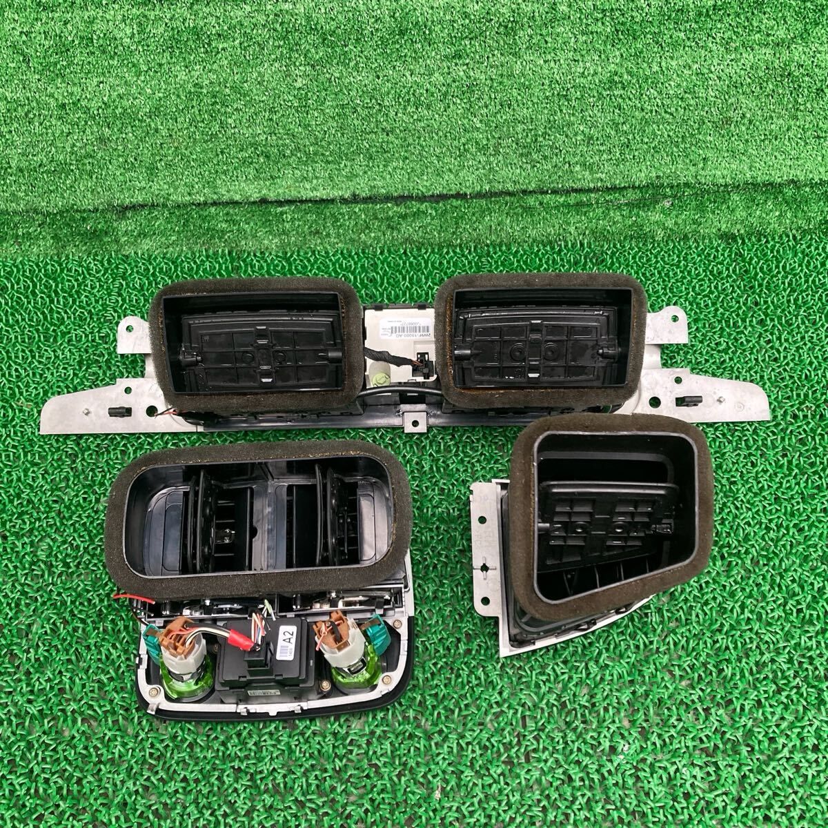 Jaguar XJ XJ4 () J72SB оригинальный кондиционер выпускное окошко J71VB J73TB J82TB J72RB J80RB J80SB J82TA J80SA(FJ72SB-FR710-06)