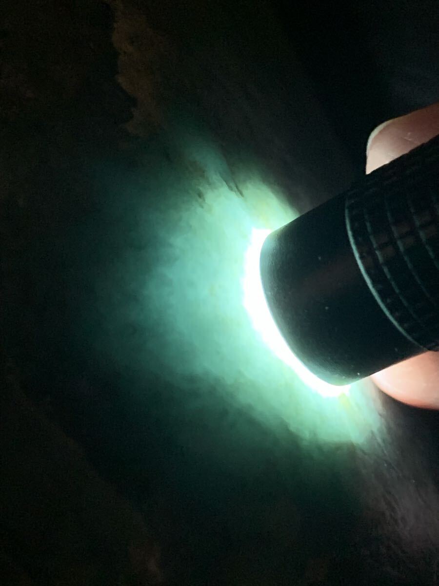 極上海石　海翡翠　糸魚川入りコン沢ひすい　原石水石根付国産鉱標本オパールトパーズ輝安鉱水晶ロードクロサイト入りコン沢ヒスイ化石隕石_画像8