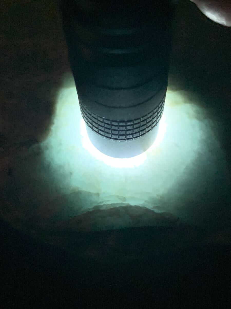 極上海石　海翡翠　糸魚川入りコン沢ひすい　原石水石根付国産鉱標本オパールトパーズ輝安鉱水晶ロードクロサイト入りコン沢ヒスイ化石隕石_画像9