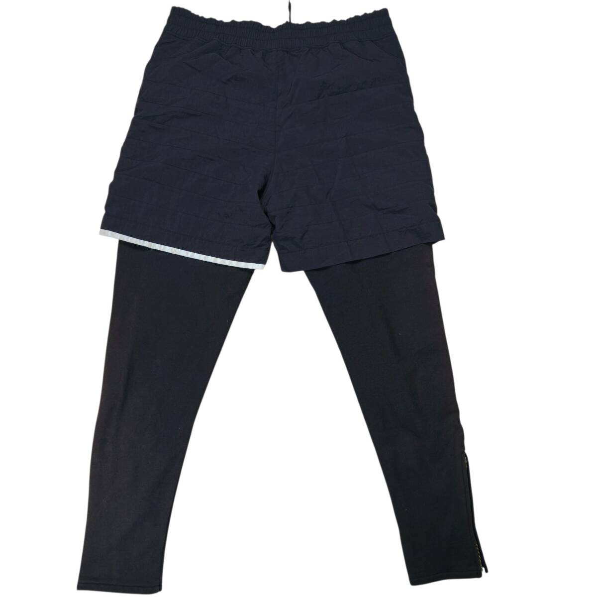 KITH NYC レイヤードパンツ Mサイズ スウェット×ナイロン ロゴ 黒 ブラック キス 裾ファスナー ウエストゴム ドローコード 裏起毛_画像2