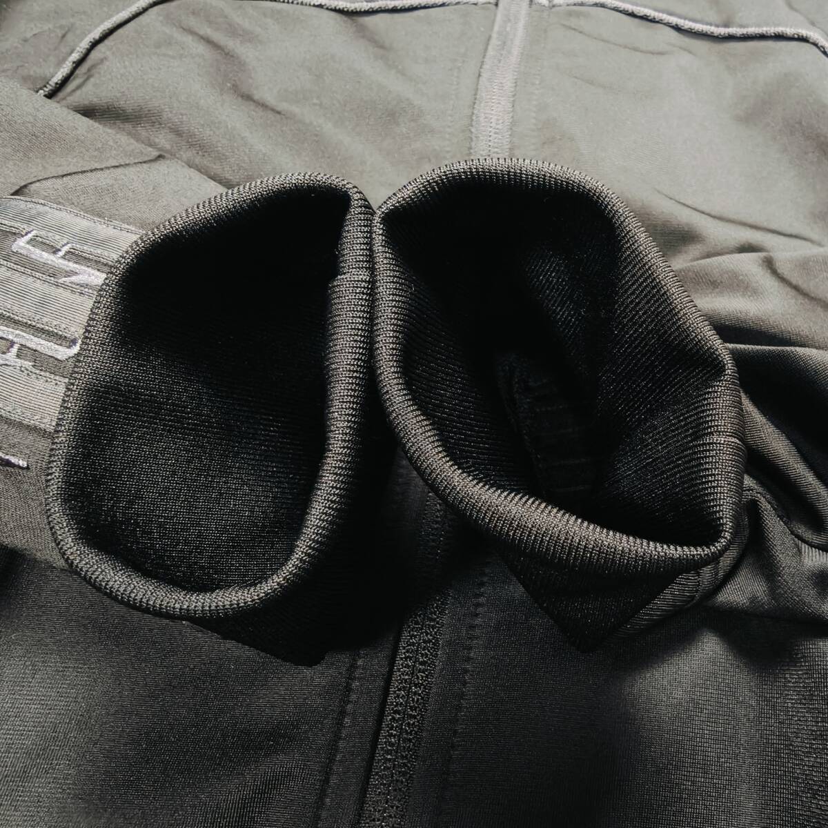 【極美品 サイズO】adidas × STAR WARS トラックジャケット 黒 IDEALジップ仕様 ブラック アディダス スターウォーズ_画像7