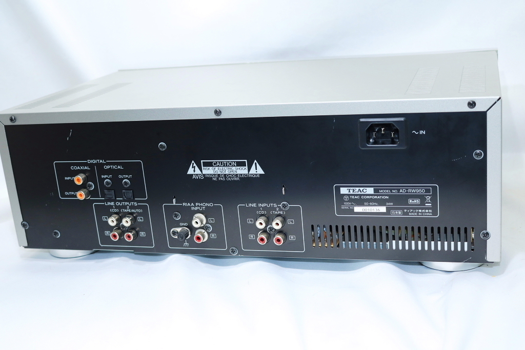 完全動作【ティアック CDーRレコーダー/カセットデッキ AD-RW950-S＋ヘッドイレーサー】純正取説　リモコン２個、コード等完備_画像4