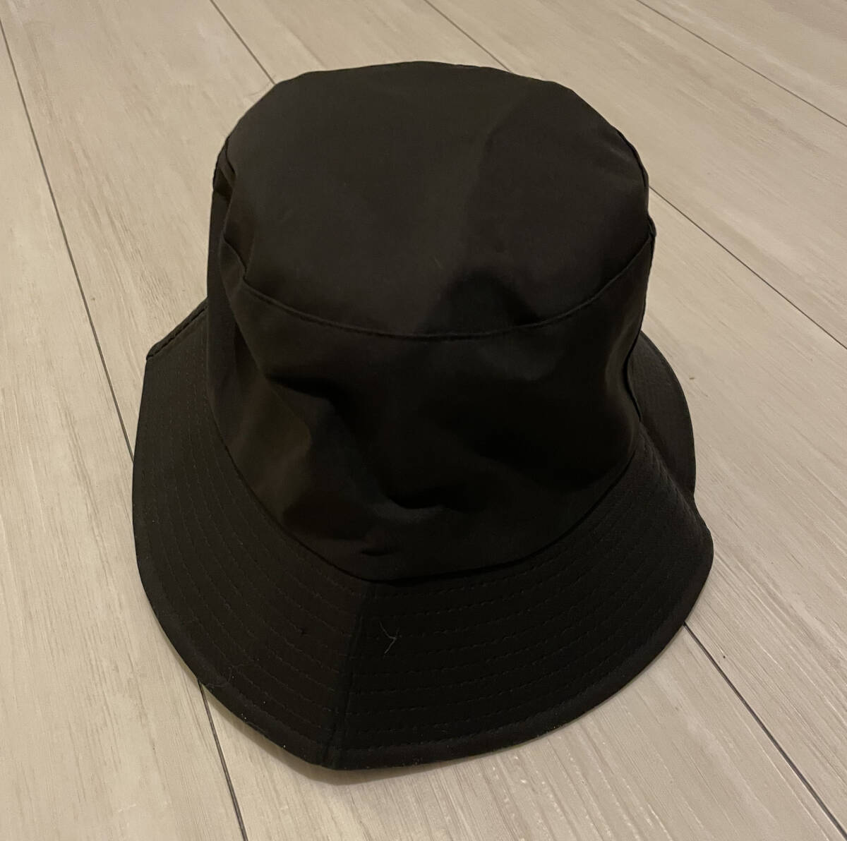 PRADA プラダ バケットハット ナイロン ロゴ ブラック 黒_画像3