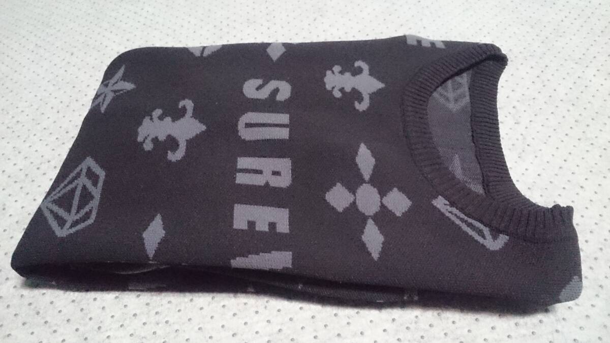 未使用級 SUREVE 軽量 ストレッチ ポリエステル ニット モノグラム風デザイン 星/スター/ダイヤ 総柄 クルーネック セーター M_画像6