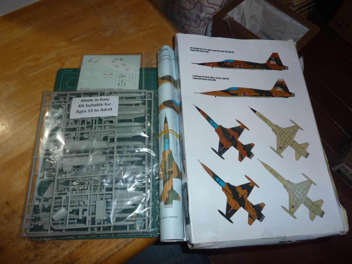 1/72　ノースロップ RF-5A フリーダムファイター 戦術偵察機型　ウルフパック Wolfpack　Freedom Fighter_画像3