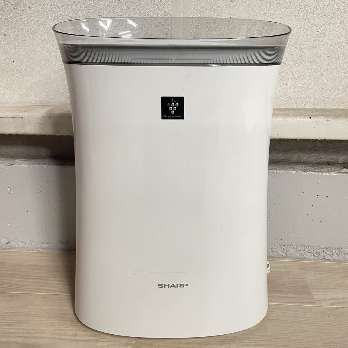 ● 空気清浄機 SHARP シャープ FU-N50BK-W Ion プラズマクラスター ホワイト ホワイト 本体 通電確認済み 2023年製 家財便 未清掃 花粉_画像1
