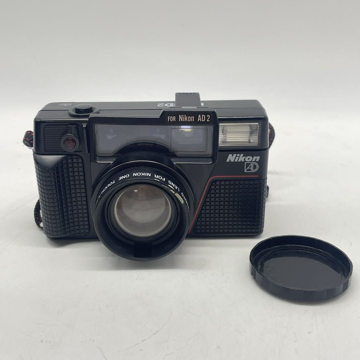 ★ Nikon L35 AD 2 フィルムカメラ ニコン ブラック 現状写真参照 電池必須 レンズ LENS 1:2.8 35mm カメラ L35AD2_画像1