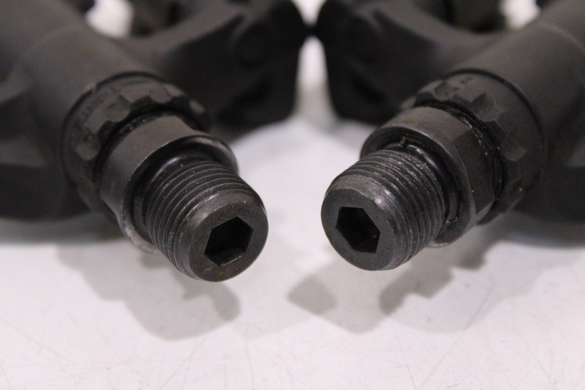 ☆SHIMANO シマノ PD-R550 LIGHT ACTION SPD-SL ビンディングペダル