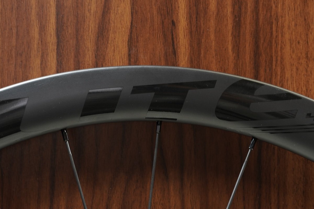 ○ELITE WHEELS エリートホイール EDGE 40 DISC シマノフリー 11/12s対応 クリンチャー チューブレス カーボンホイールセット_画像6