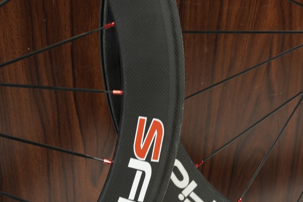 ○SFIDA スフィーダ 60mmハイト RIM シマノフリー 11/12s対応 クリンチャー カーボンホイールセット 美品_画像9