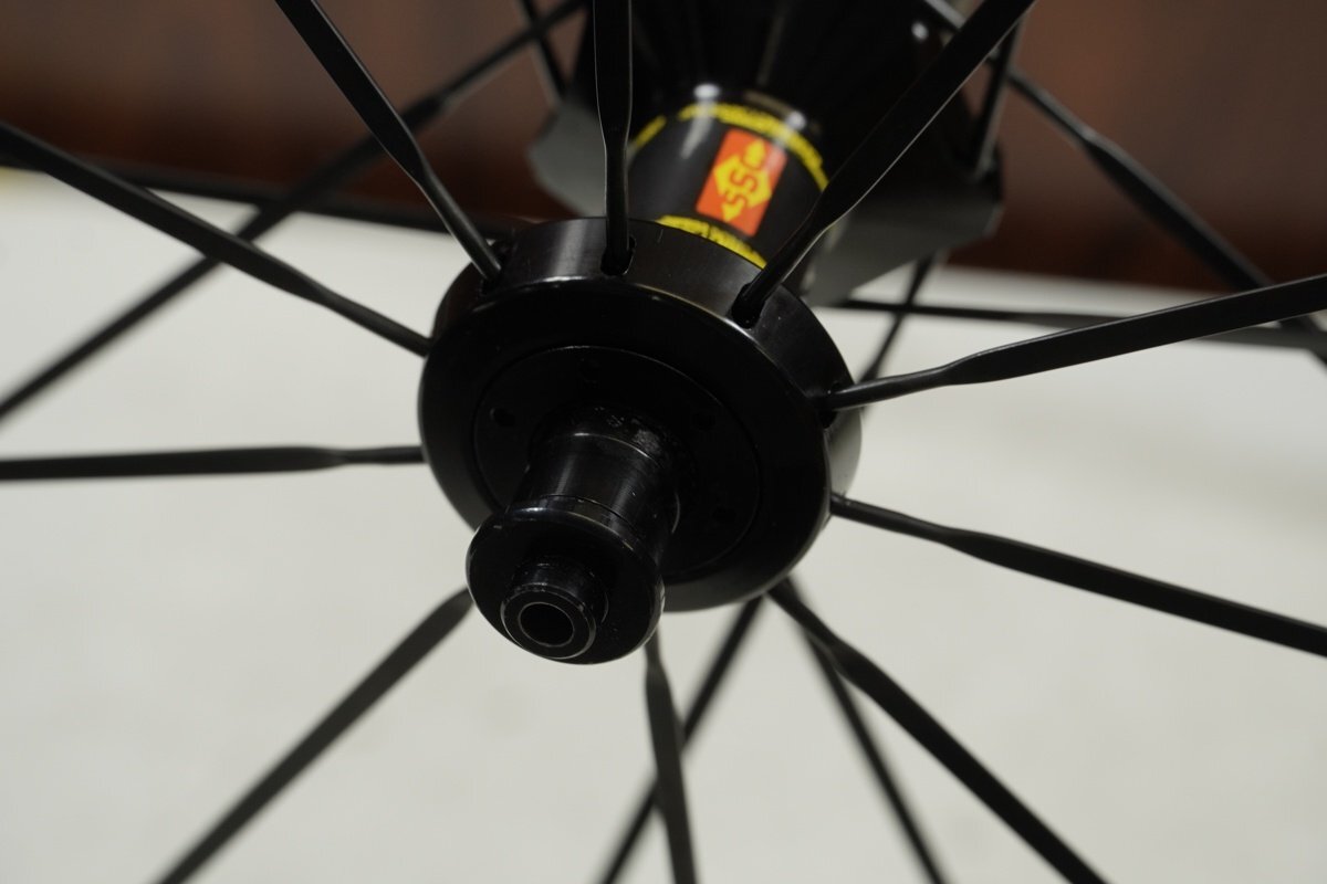 ○MAVIC マビック COSMIC CARBONE SL RIM シマノフリー 11/12s対応 クリンチャー カーボンハイブリッドリム ホイールセット 美品_画像5
