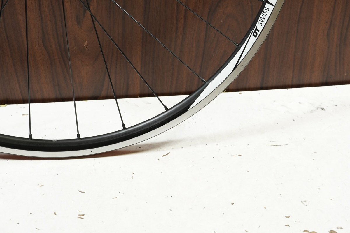 ○DT SWISS R24 SPLINE RIM シマノフリー 11/12s対応 クリンチャー リアホイール 美品_画像7