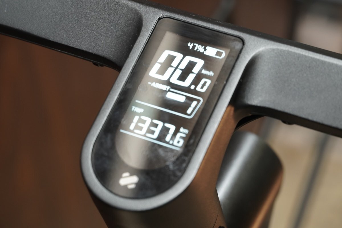 ■HON bike ホンバイク 電動アシスト e-BKE 20インチ 2023年前後年モデル 美品_画像10