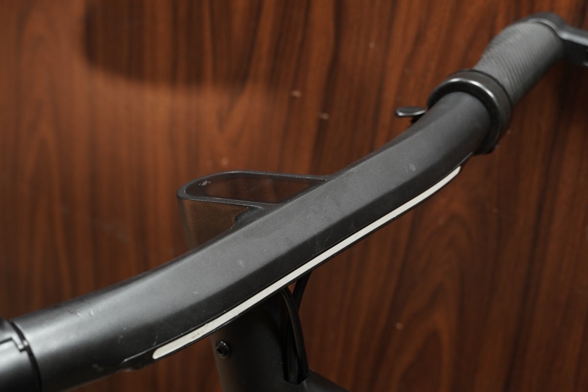 ■HON bike ホンバイク 電動アシスト e-BKE 20インチ 2023年前後年モデル 美品_画像9