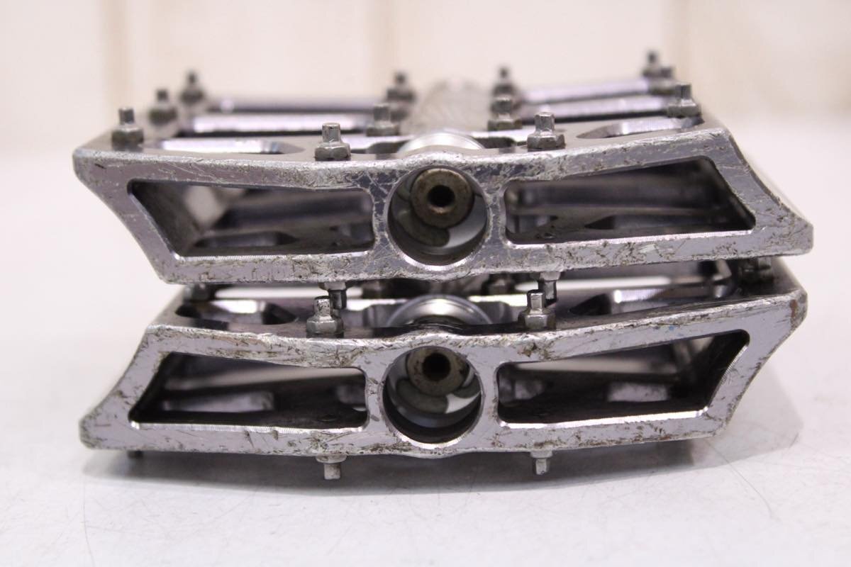 ●STRAITLINE ストレートライン DEFACTO フラットペダル_画像3