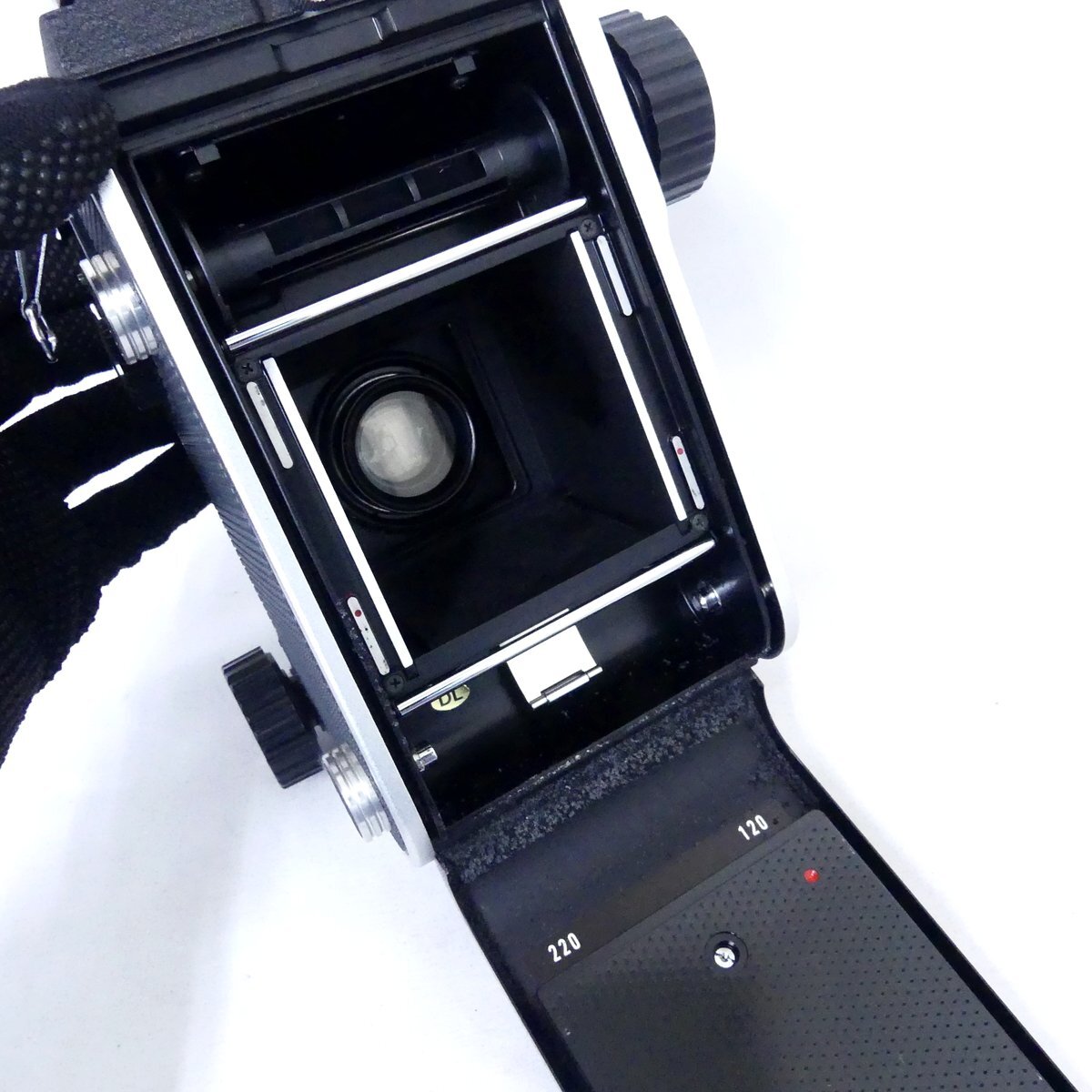 MAMIYA マミヤ C220 PROFESSIONAL + MAMIYA-SEKOR 55mm f4.5 二眼レフ フィルムカメラ 空シャッターOK USED /2510C_画像6