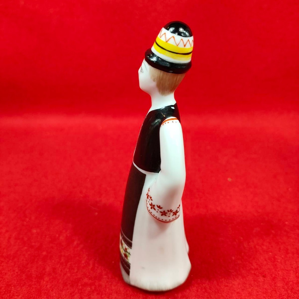 HOLLOHAZA 陶磁器人形 フィギュリン ホロハザ 貴婦人像 置物 インテリア _画像4