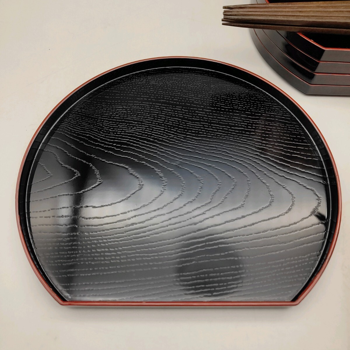 山中漆器 蓋付き どっしり椀 半月盆 鉄木箸 5客セット 梅花文 お祝い膳 S273 和食器 五客 お得なセット_画像8