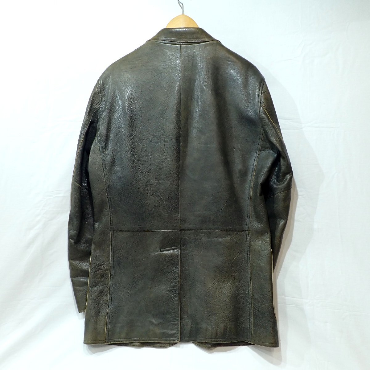 A564　ヒューゴボス HUGO BOSS ボス ラムレザー ジャケット L/XL相当 羊皮 表地100％本革 サイズ2 レザージャケット_画像2