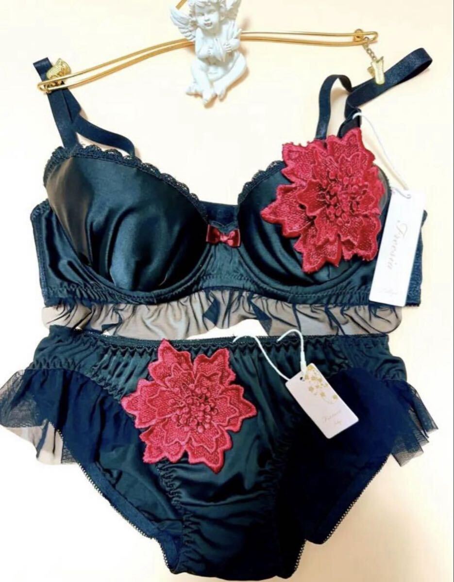 ◆新品◆ゴージャスなランジェリーB70黒色ブラジョーセット_画像7