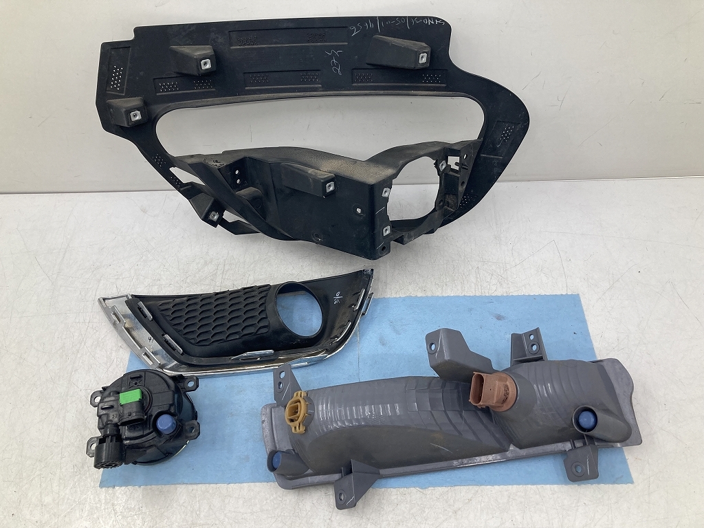 трещин нет '18 год JEEP M624 Jeep Compass ограниченный оригинальный правая противотуманная фара указатель поворота отделка комплект (V1553) трещин нет '18 год JEEP M624 Jeep Compass ограниченный оригинальный правая противотуманная фара указатель поворота отделка комплект (V1553)