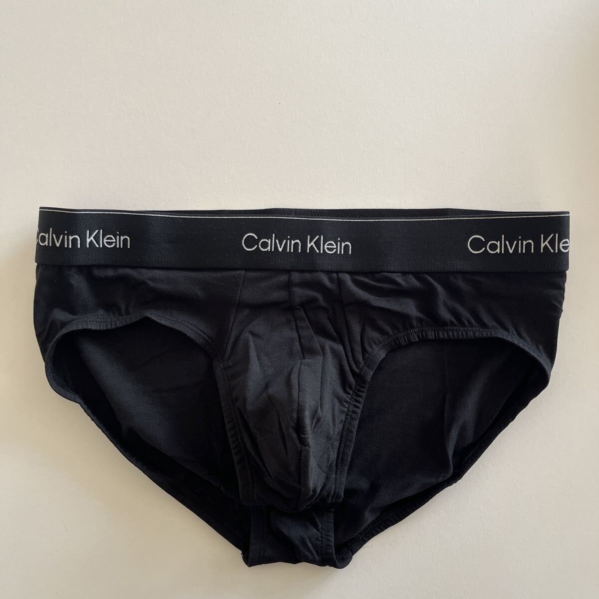 Calvin klein カルバンクライン メンズビキニ　L(M) 黒　ビキニブリーフ　メンズインナー　コットンストレッチ　男性ブリーフ　男性下着_画像1