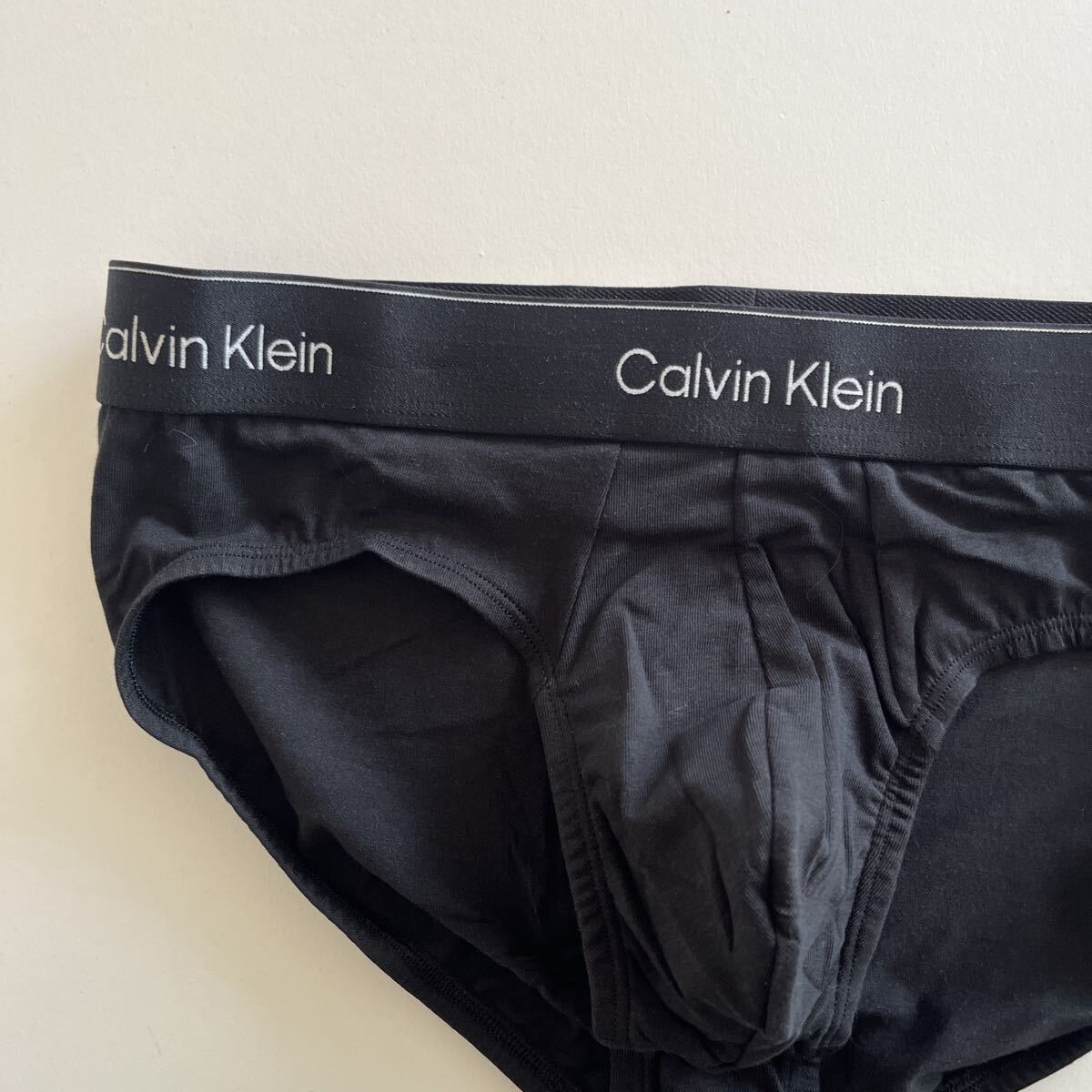 Calvin klein カルバンクライン メンズビキニ　L(M) 黒　ビキニブリーフ　メンズインナー　コットンストレッチ　男性ブリーフ　男性下着_画像3
