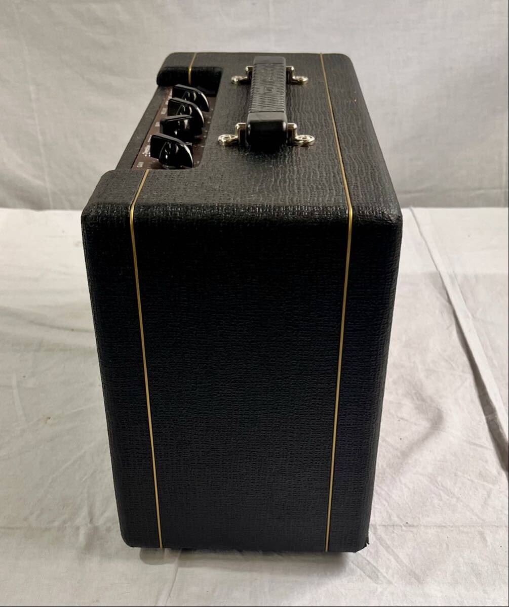 ②【美品】VOX Pathfinder10 V9106 ギターアンプ 10W 元箱付 ケーブル 説明書付　パスファインダー 10 中古アンプ ヴォックス コンボアンプ_画像6