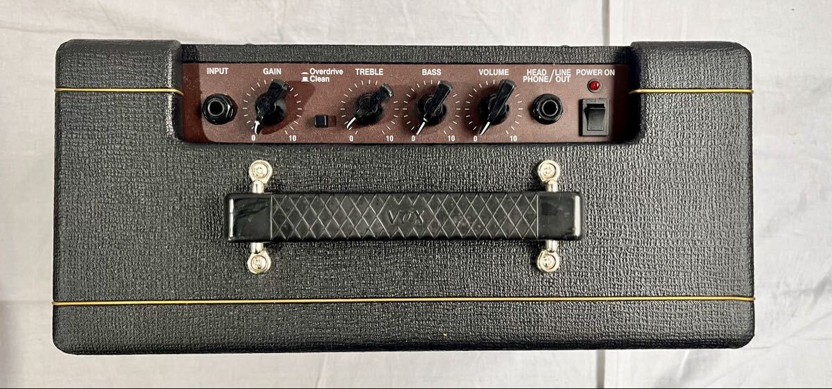 ②【美品】VOX Pathfinder10 V9106 ギターアンプ 10W 元箱付 ケーブル 説明書付　パスファインダー 10 中古アンプ ヴォックス コンボアンプ_画像7