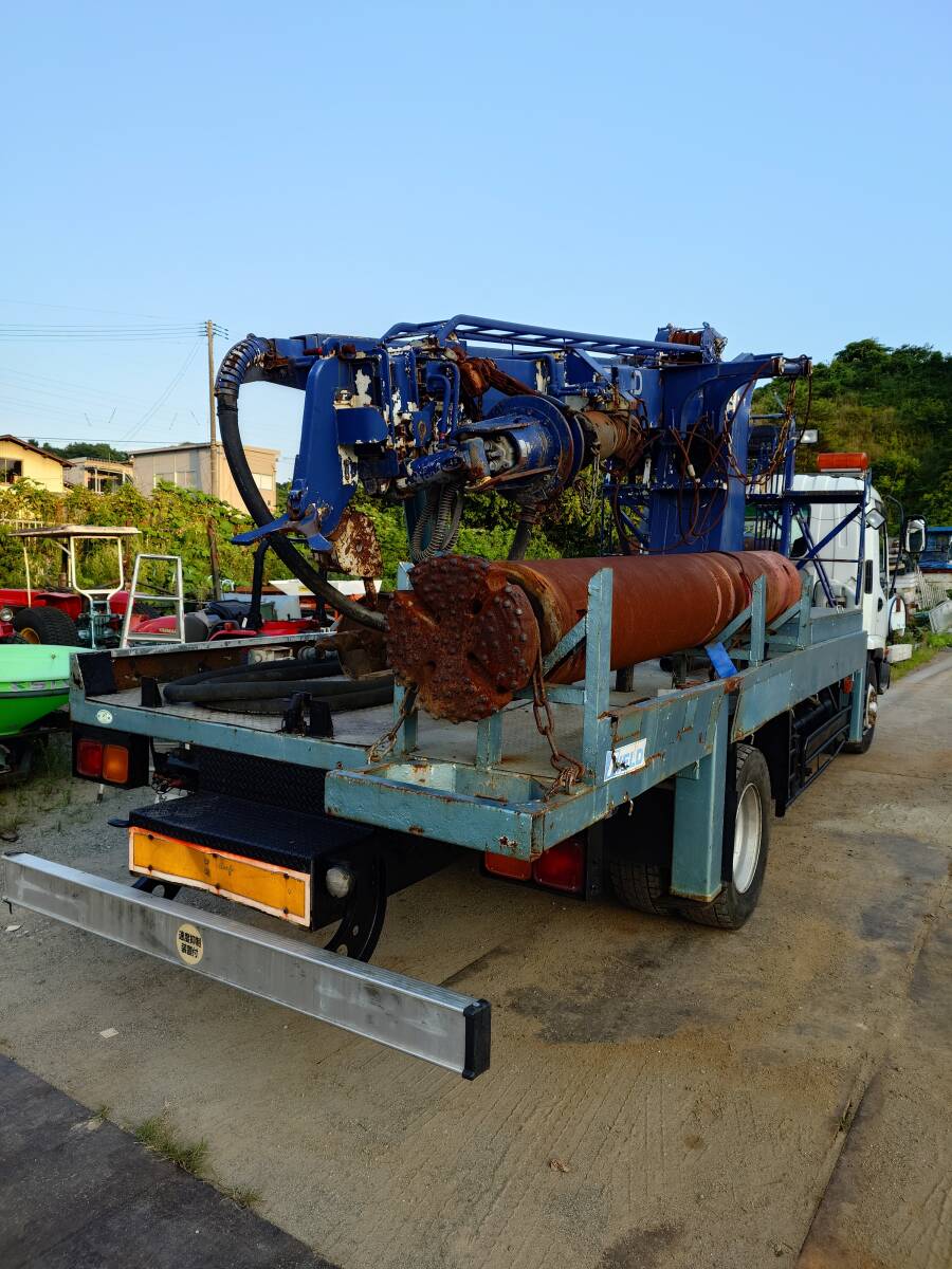 建柱車　穴掘機　エアーハンマーダウンザホール　HOOLE　IN　ONE　φ470_画像2