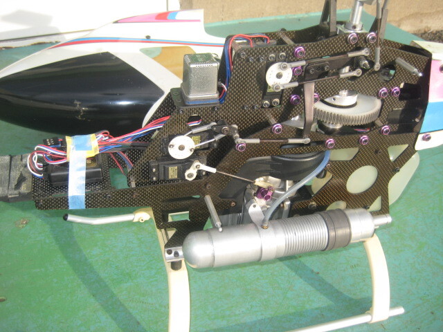 60クラス　エンジンヘリ　OS SX61　+　サンワサーボ5個　+　ジャイロ付き、中古　　受信機等は付属致しません。_画像6