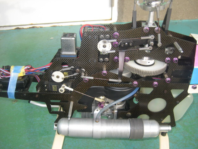 60クラス　エンジンヘリ　OS SX61　+　サンワサーボ5個　+　ジャイロ付き、中古　　受信機等は付属致しません。_画像7