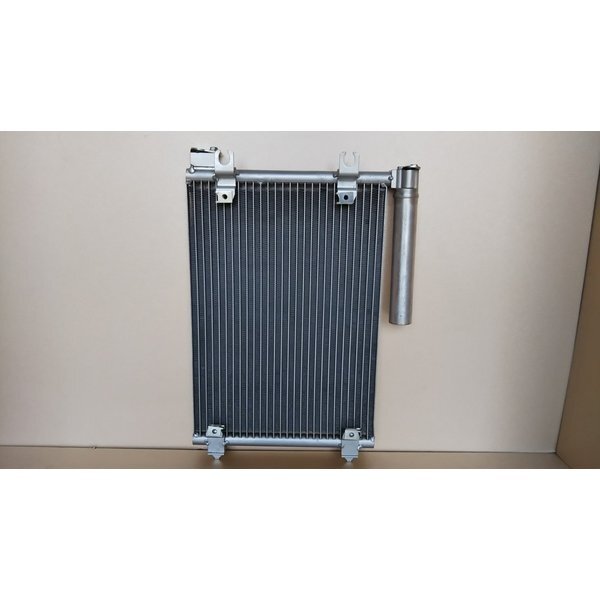 新品 コンデンサー キャリー キャリイ DA63T/DA65T 即納_画像1