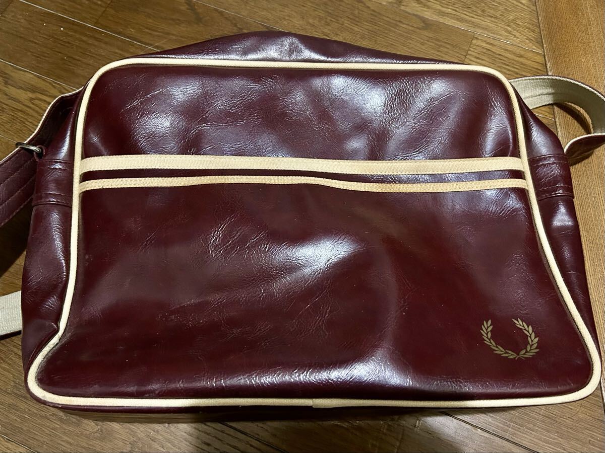 FRED PERRY フレッドペリー ショルダーバッグ_画像1