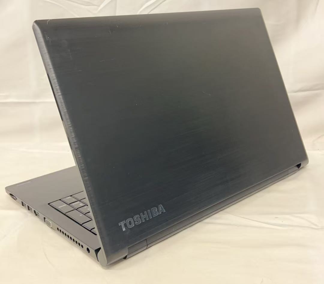 中古ノートパソコン★Windows10★TOSHIBA Core i5-6200U/@2.40/8GB/HDD 320GB/15インチ以上★_画像2